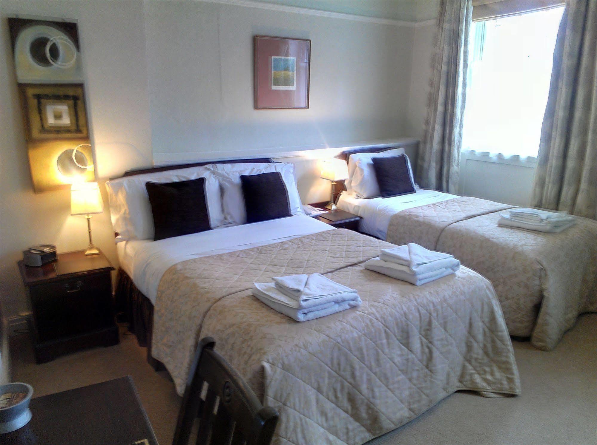The Kings Head Hotel Ross-on-Wye Экстерьер фото